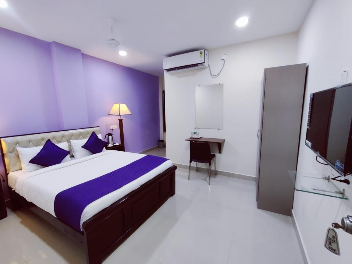 Hotel Prime Classic Shamshabad Exterior photo