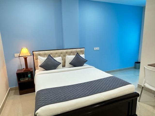 Hotel Prime Classic Shamshabad Exterior photo